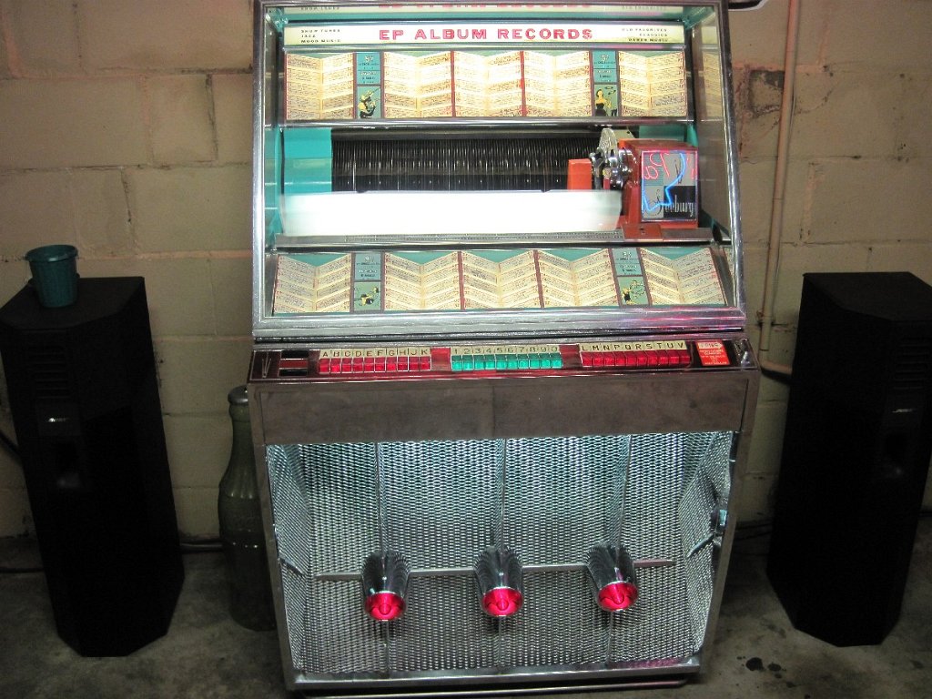 86-Retro basement.jpg